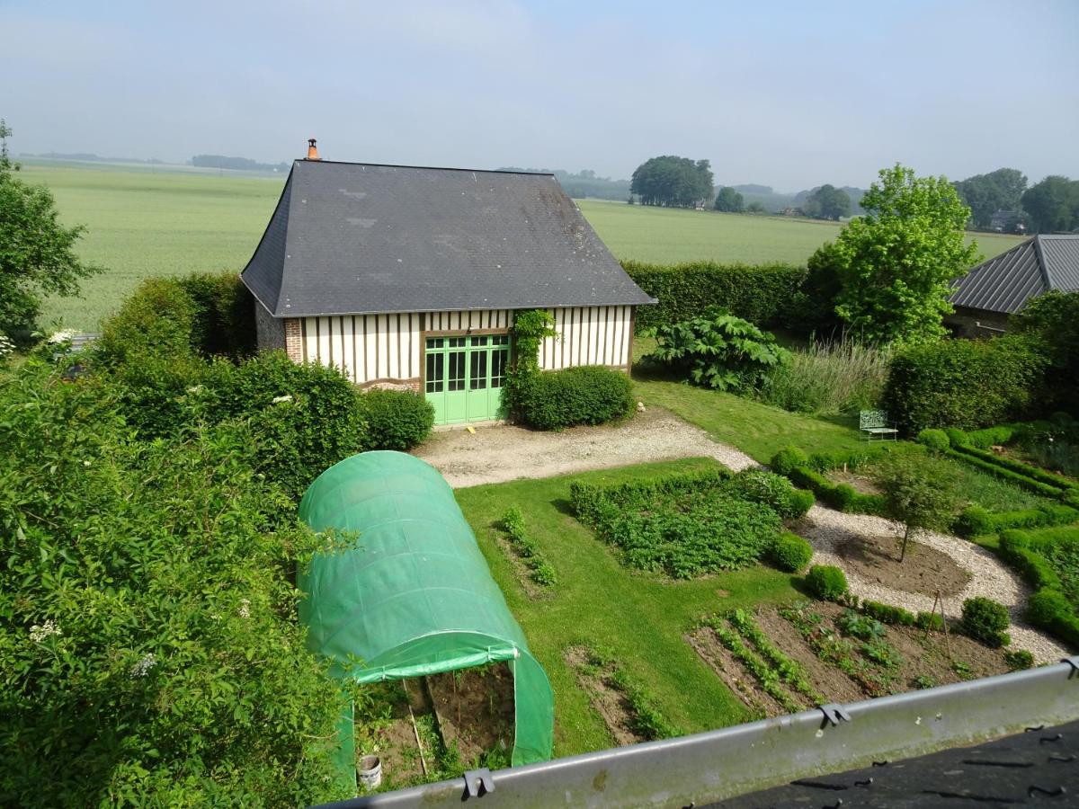 Bed and Breakfast Le Clos Des Ifs Thiétreville Exteriér fotografie